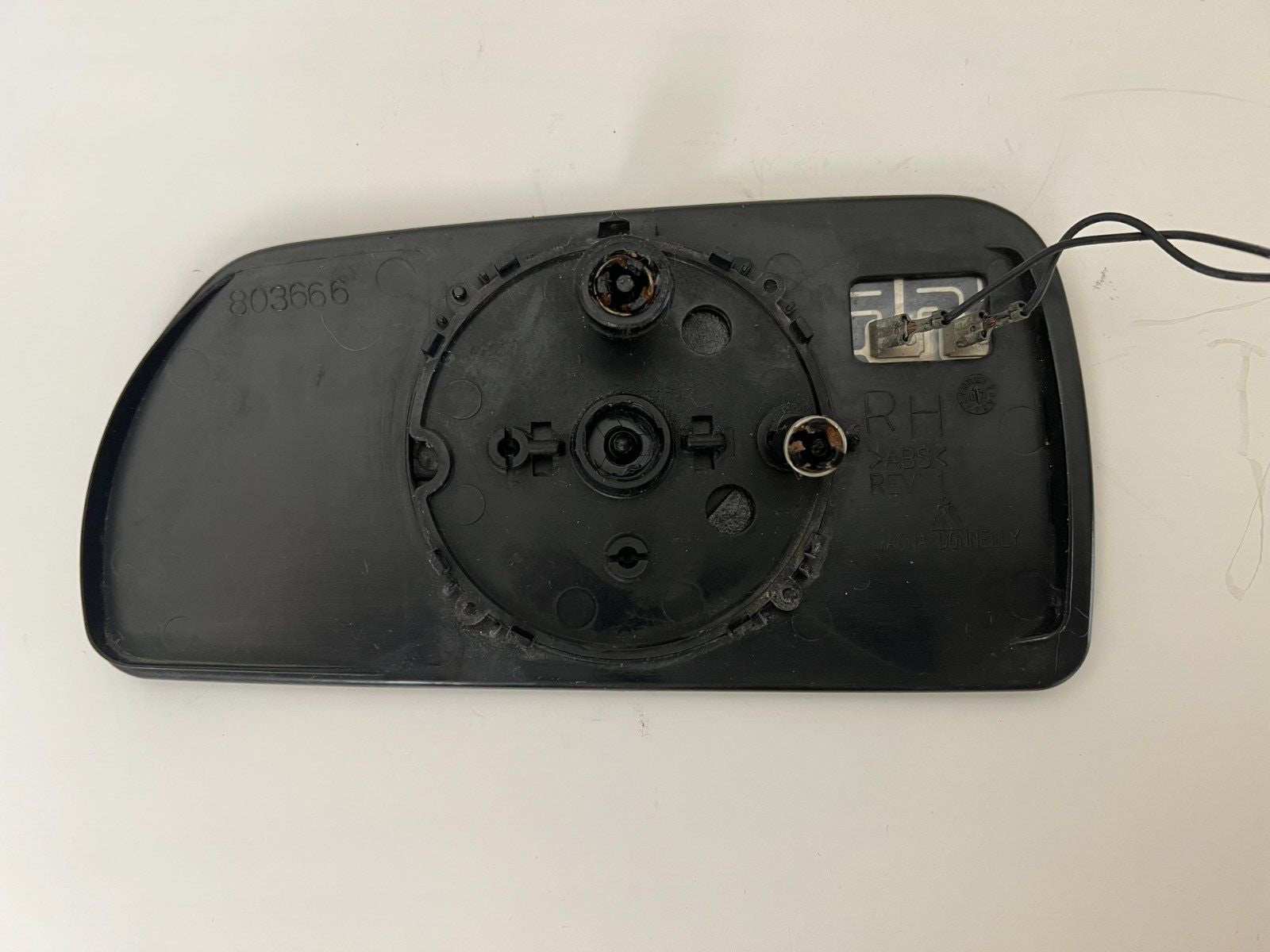 CADILLAC STS 2009 Right Door Passenger Side Mirror Glass Heated