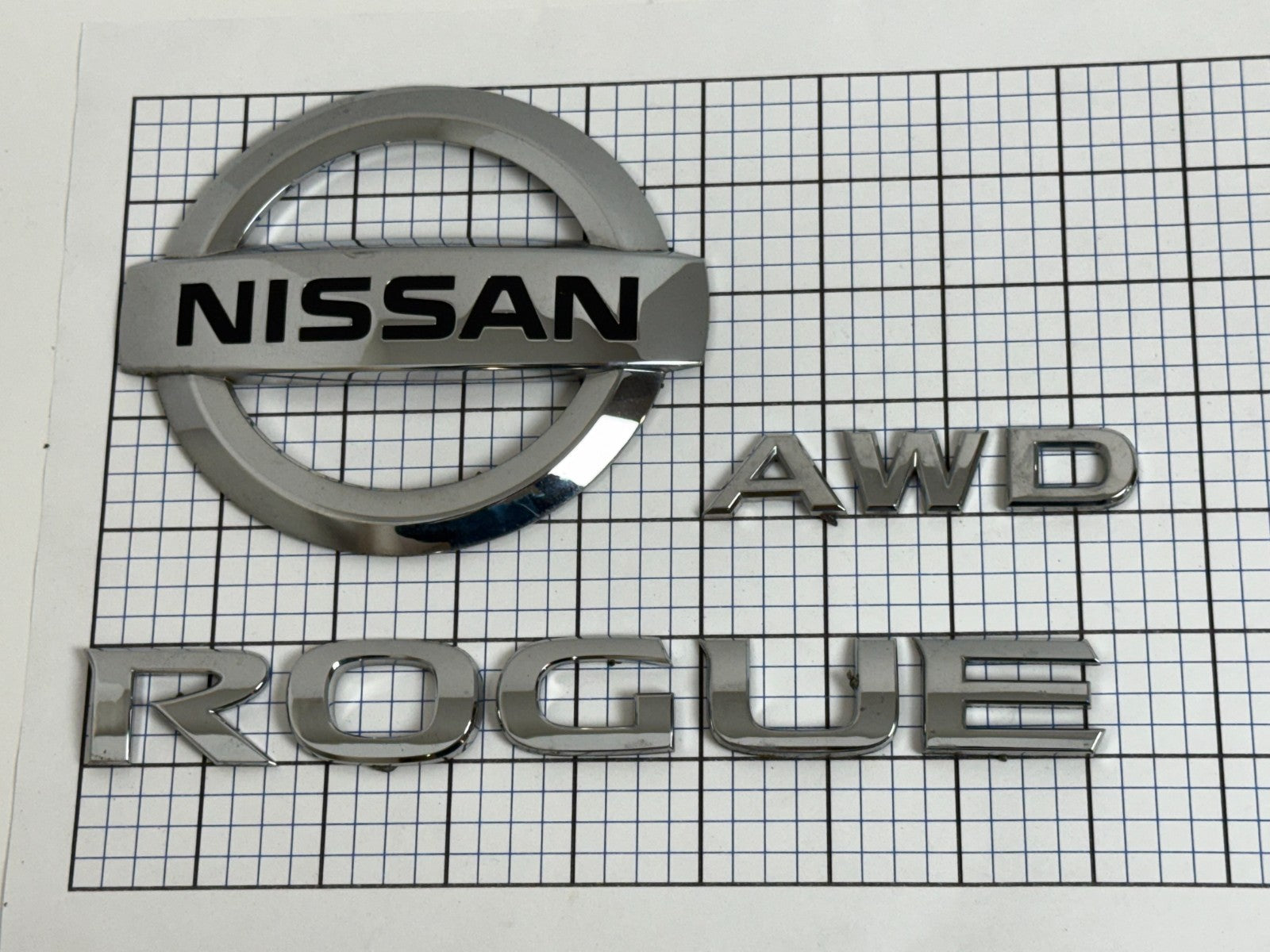 NISSAN Rogue AWD 2008-2013 Trunk Liftgate Emblem Set