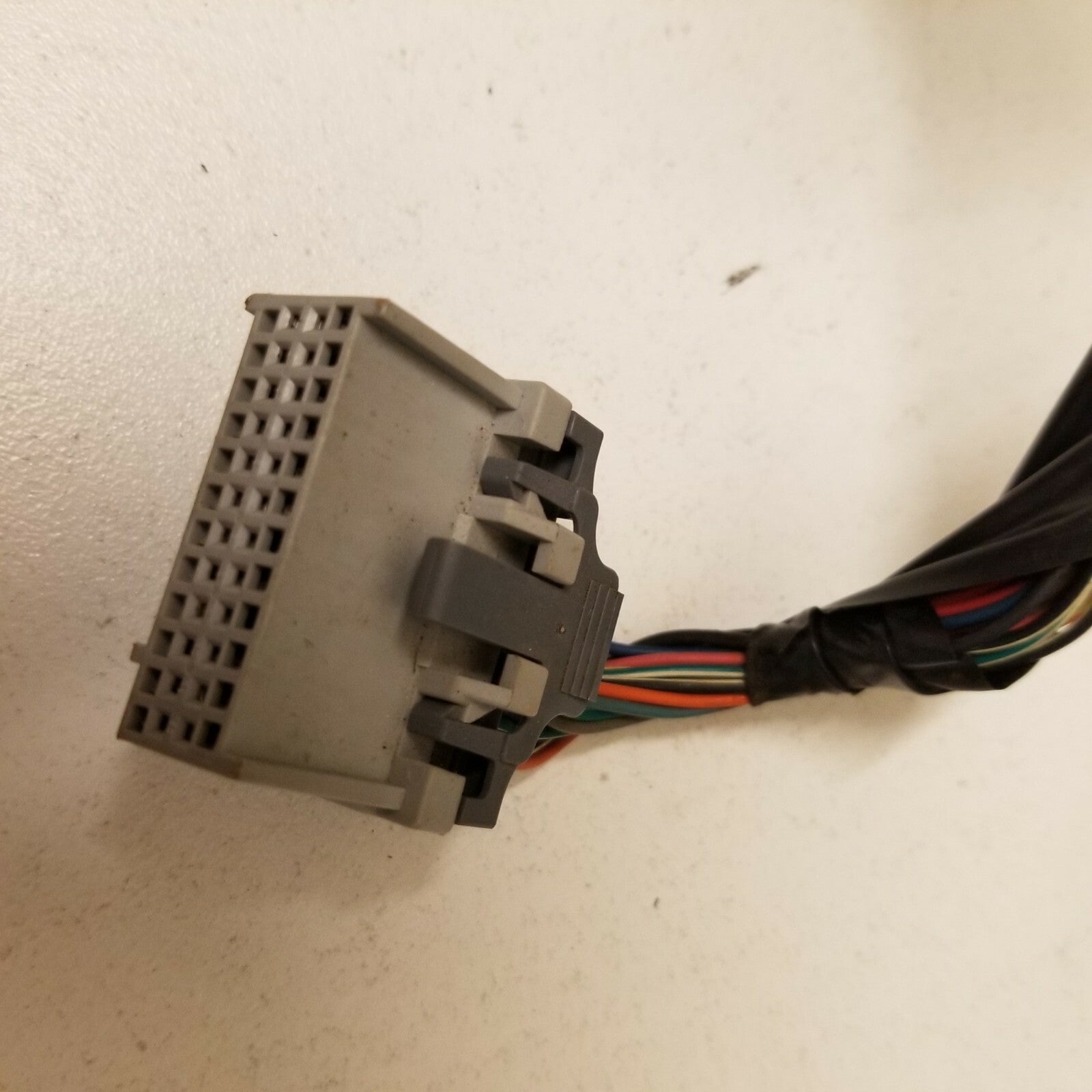 CHEVROLET Tahoe Instrument Cluster Odometer Plug Wiring Jack Pigtail 2000-2006