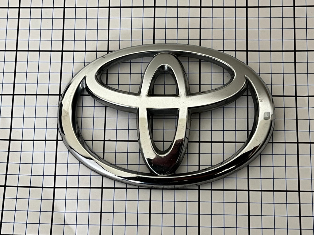 TOYOTA Prius 2005-2009 Front Hood Emblem Symbol Chrome Badge