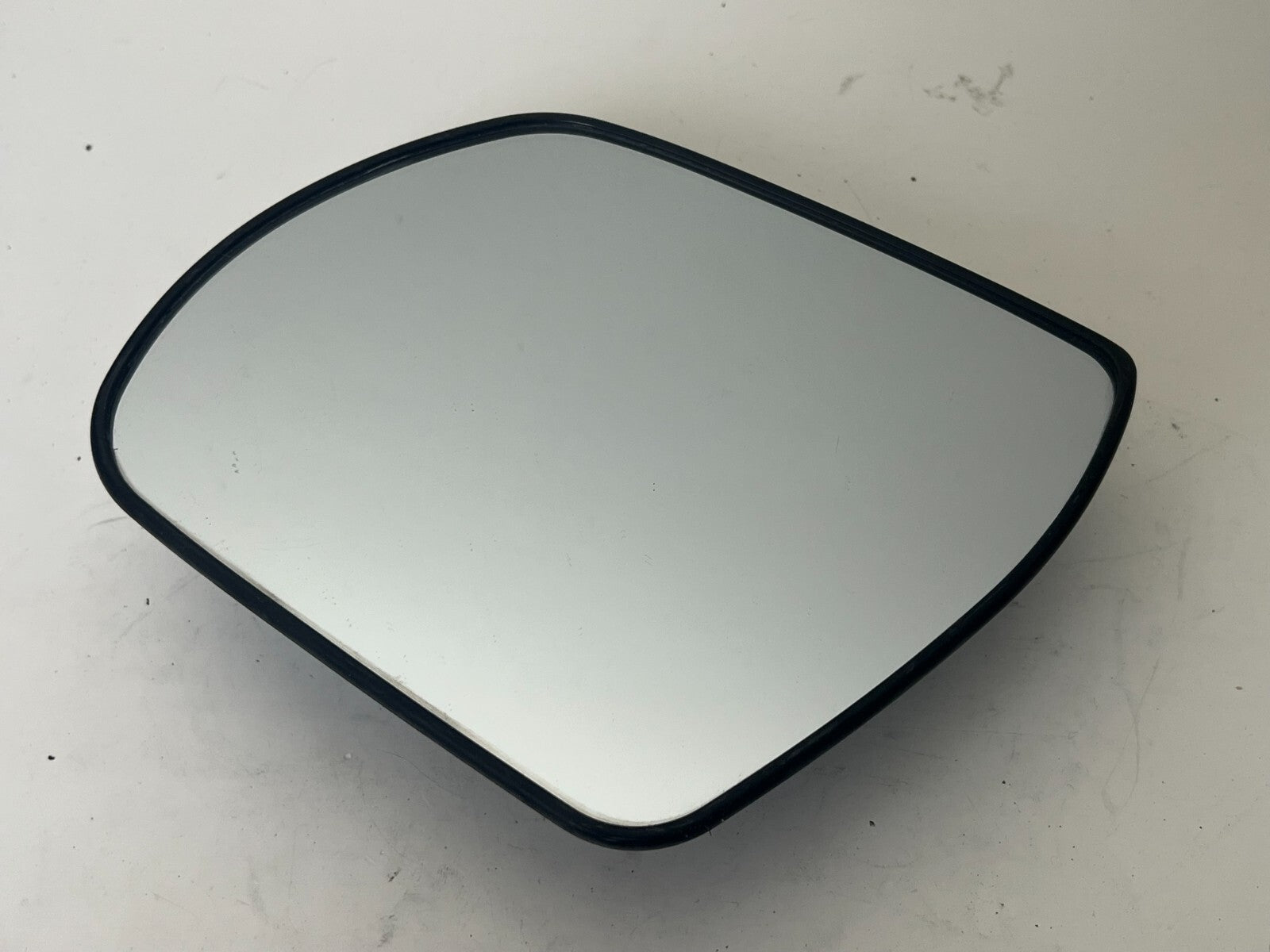 HYUNDAI Veracruz Left Driver Side Door Mirror Glass Heated 2007-2012