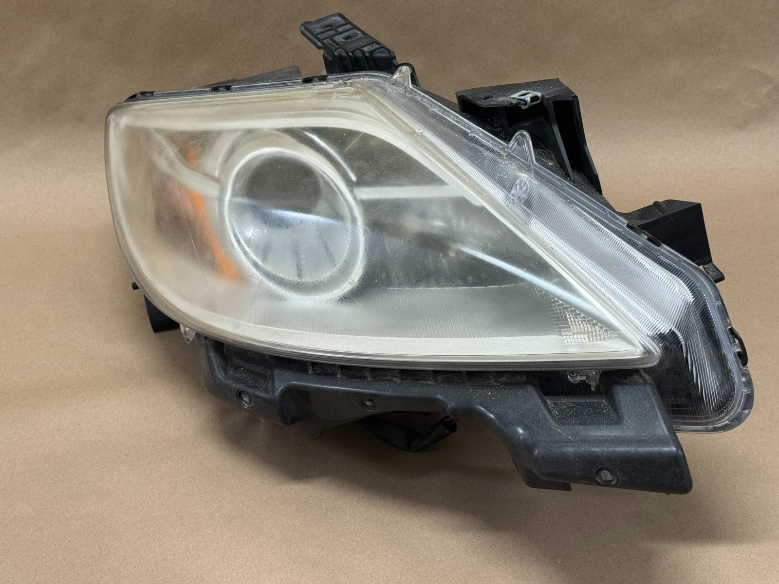 2010-2012 Mazda Cx-9 Cx9 Right Passenger Headlight Xenon HID