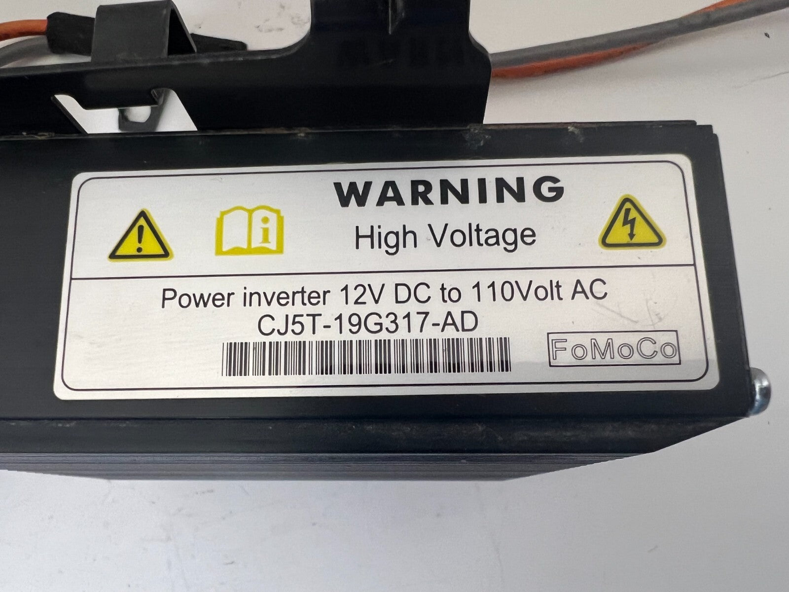 FORD C-max Escape 13-18 Converter Charger Inverter 110 Volt Center Console