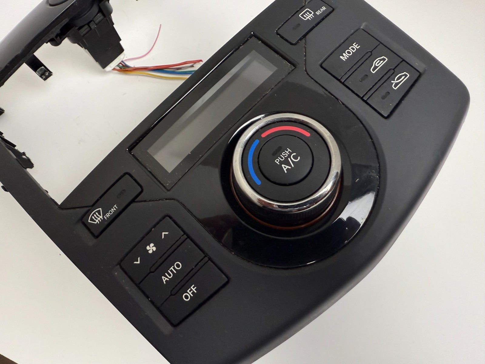 KIA Forte Coupe Dash Console AC TEMP Climate Control 10-13 972501m580