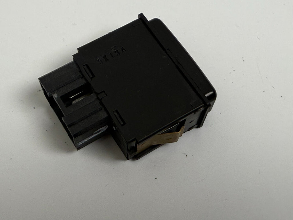 HONDA Accord 1994 - 1997 Hazard Switch Button Flasher Lights