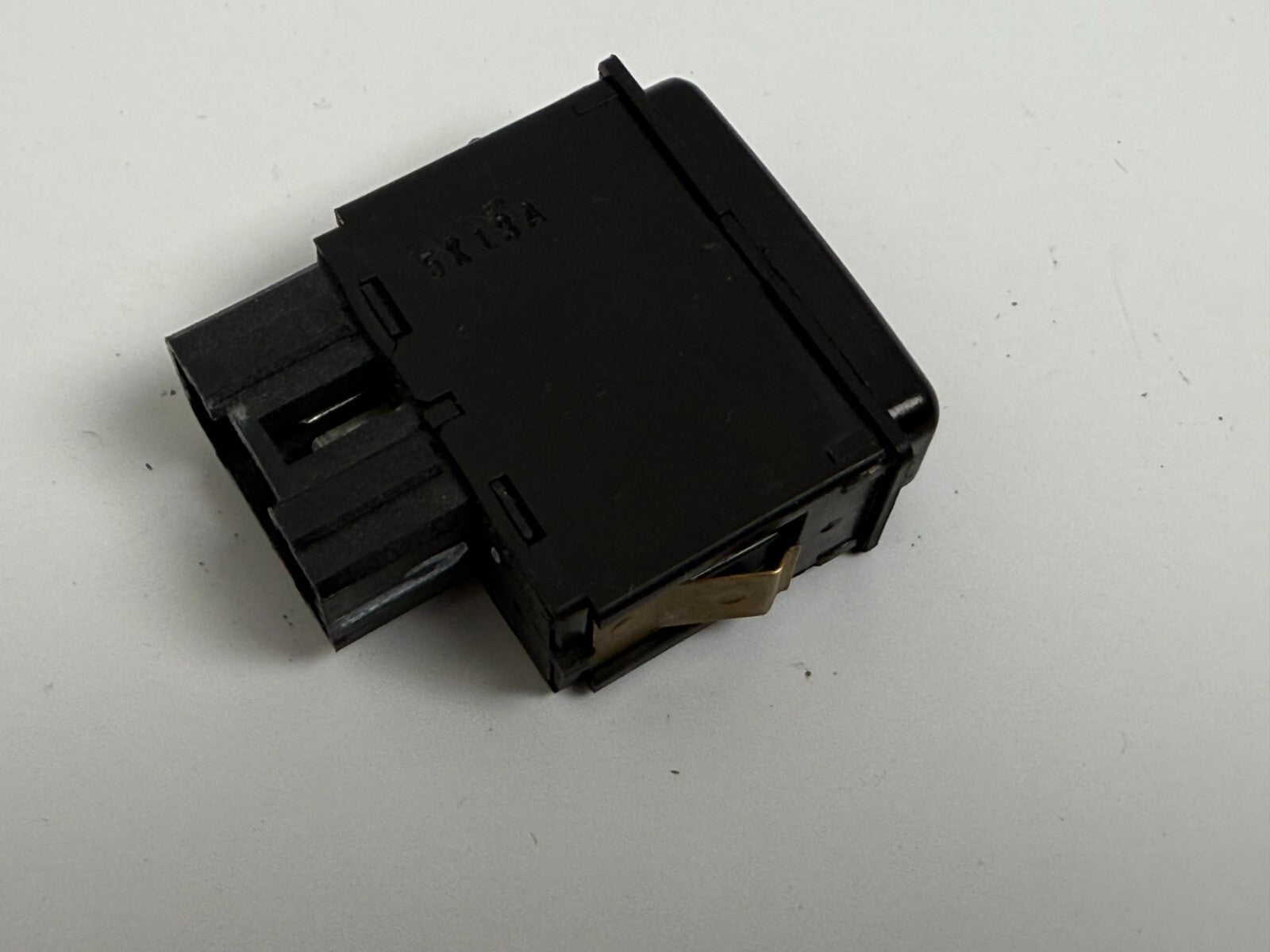 HONDA Accord 1994 - 1997 Hazard Switch Button Flasher Lights