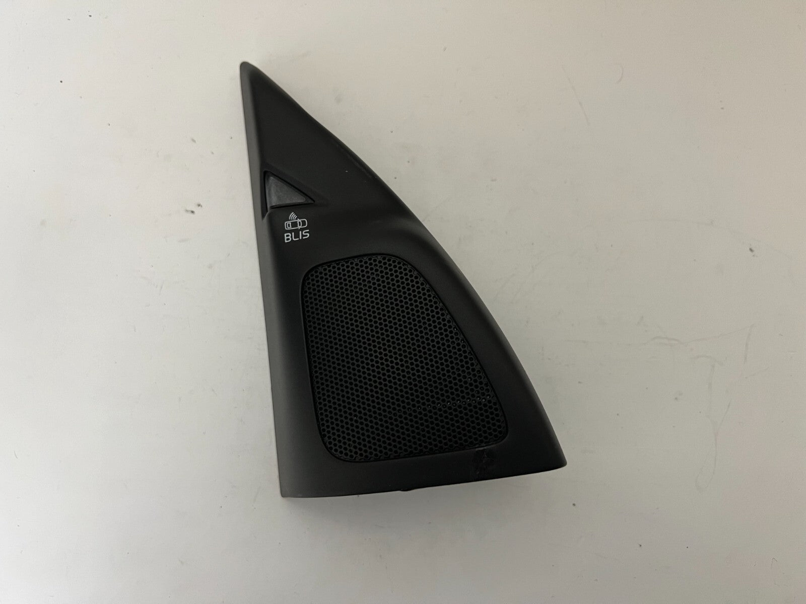 VOLVO S60 2011 Left Driver Tweeter Speaker Cover With BLIS