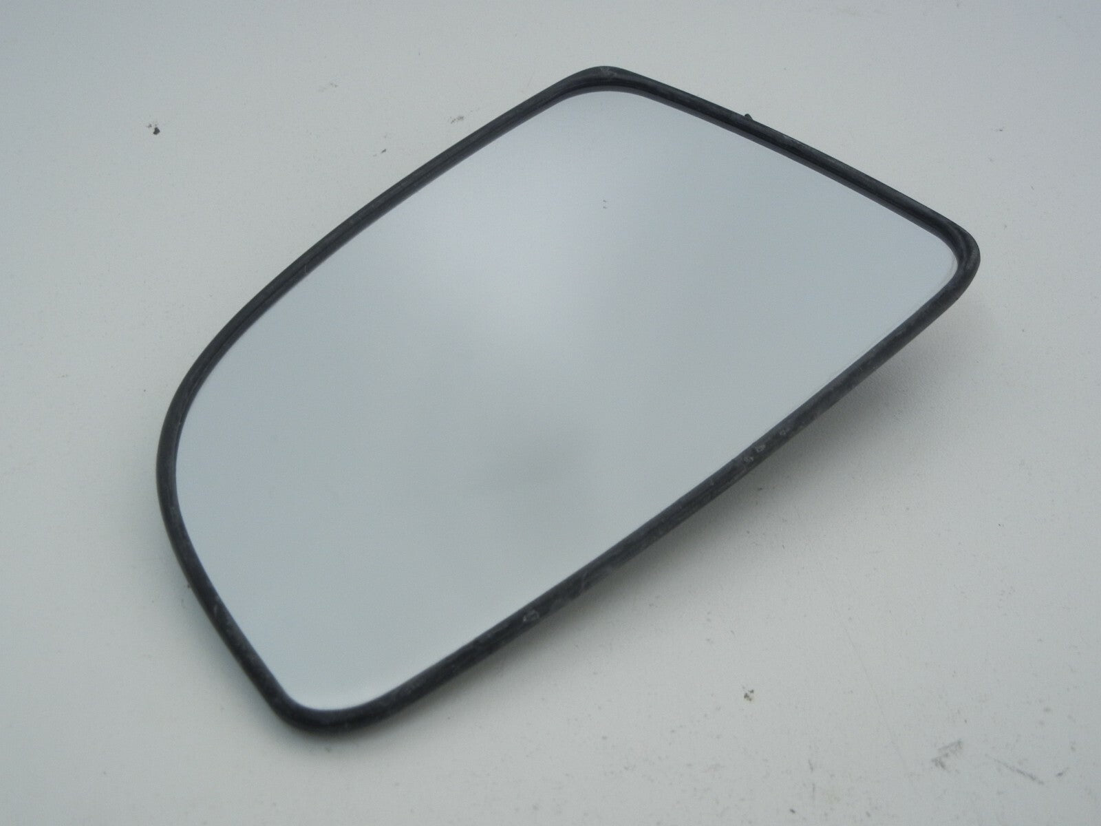 KIA Rondo 2007 Left Door Driver Side Heated Mirror Glass LH