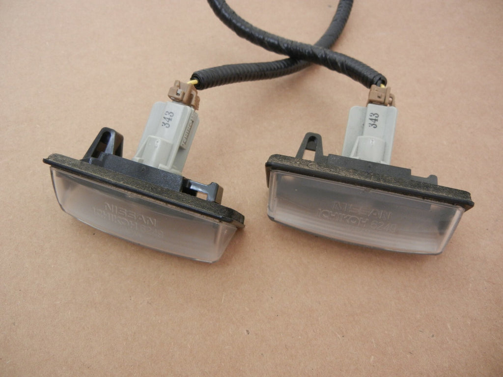 NISSAN Quest 2013 Rear Trunk Liftgate License Plate Lights