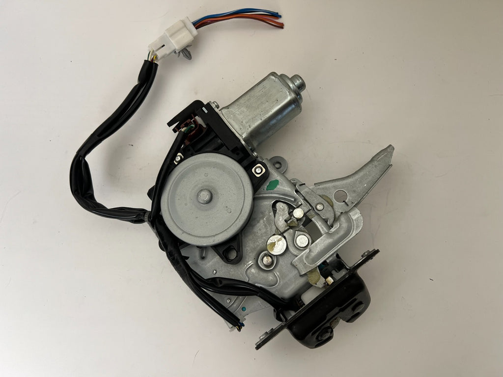 INFINITI Fx35 Fx45 2003 - 2008 Trunk Rear Door Liftgate Lock Latch Actuator