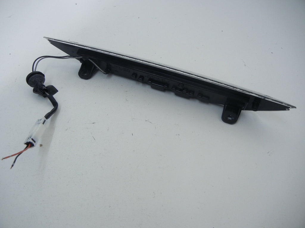 MITSUBISHI Outlander Rear Tail Third Brake Light Hi Mount 2007