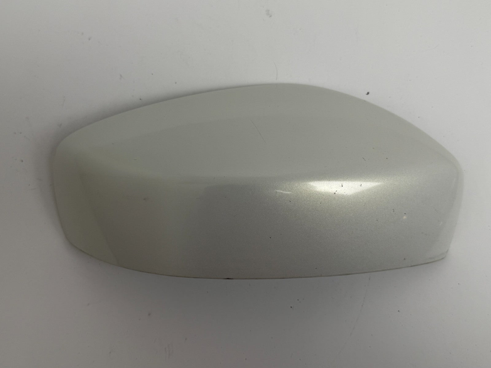 INFINITI G37x G35 09 Sedan Right Side Door Mirror Shell Cover White