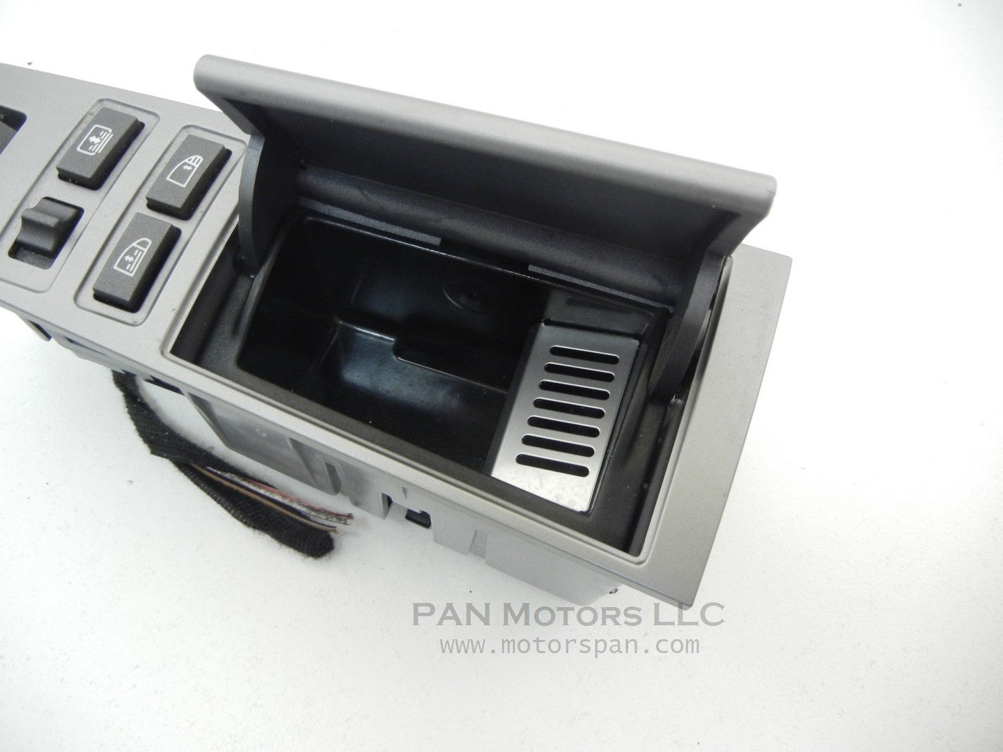 BMW 750i E65 E66 REAR Passenger Right SIDE Window DOOR Switch Ashtray ASH