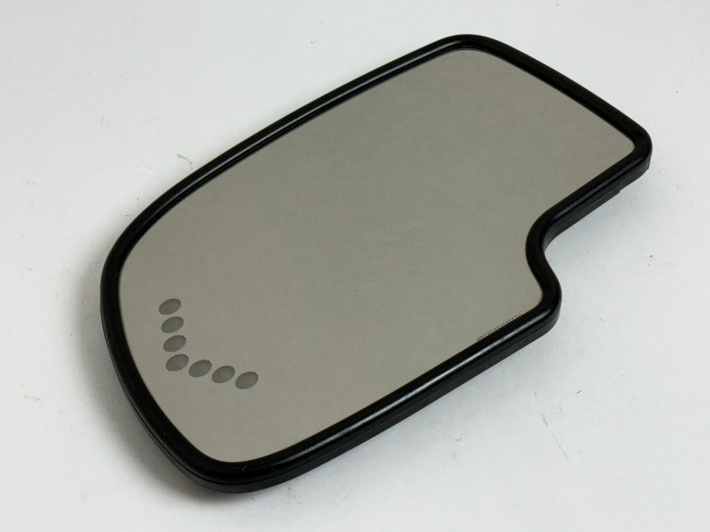 SUBURBAN Yukon Tahoe HEAT AUTO DIM Mirror Glass LEFT SIDE Turn LED 03-06