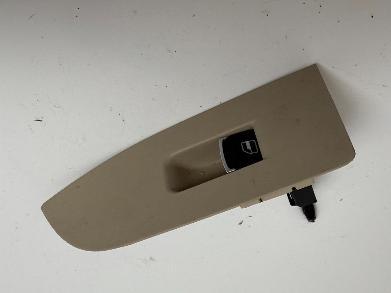 VOLKSWAGEN CC 09-17 REAR Right SIDE DOOR Power Window Switch Panel Beige RH