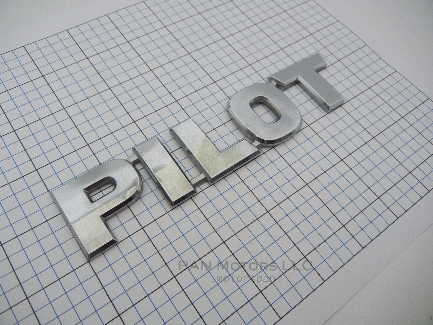 HONDA Pilot 2003 - 2008 Rear Trunk Emblem Badge Logo