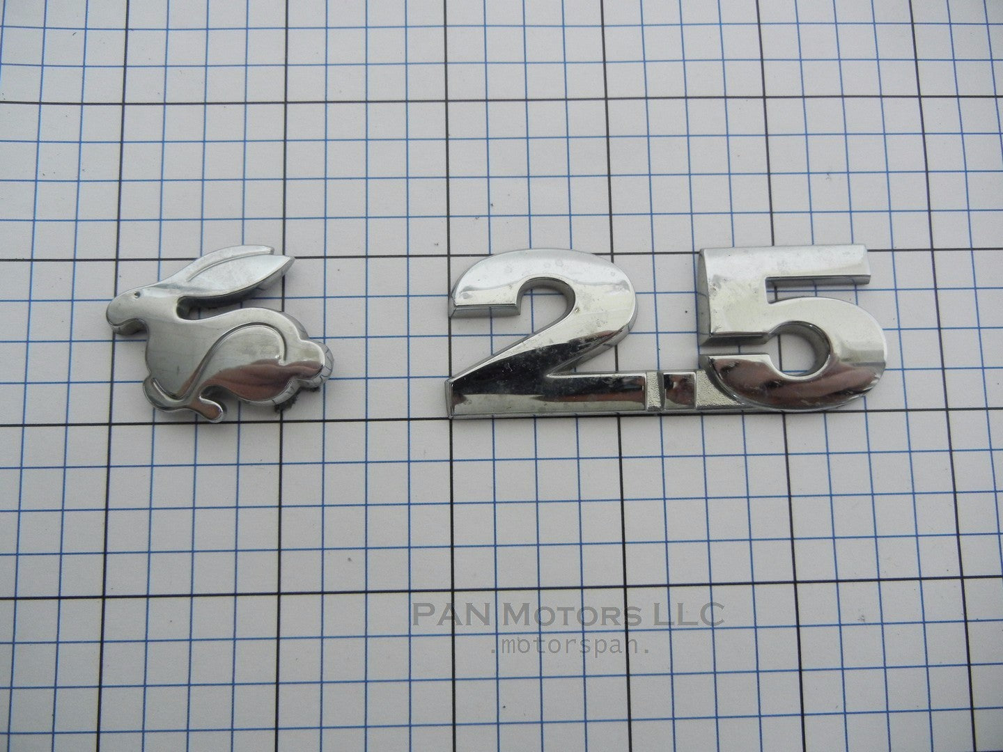 VW Rabbit 2.5 Trunk Emblem Badge Logo