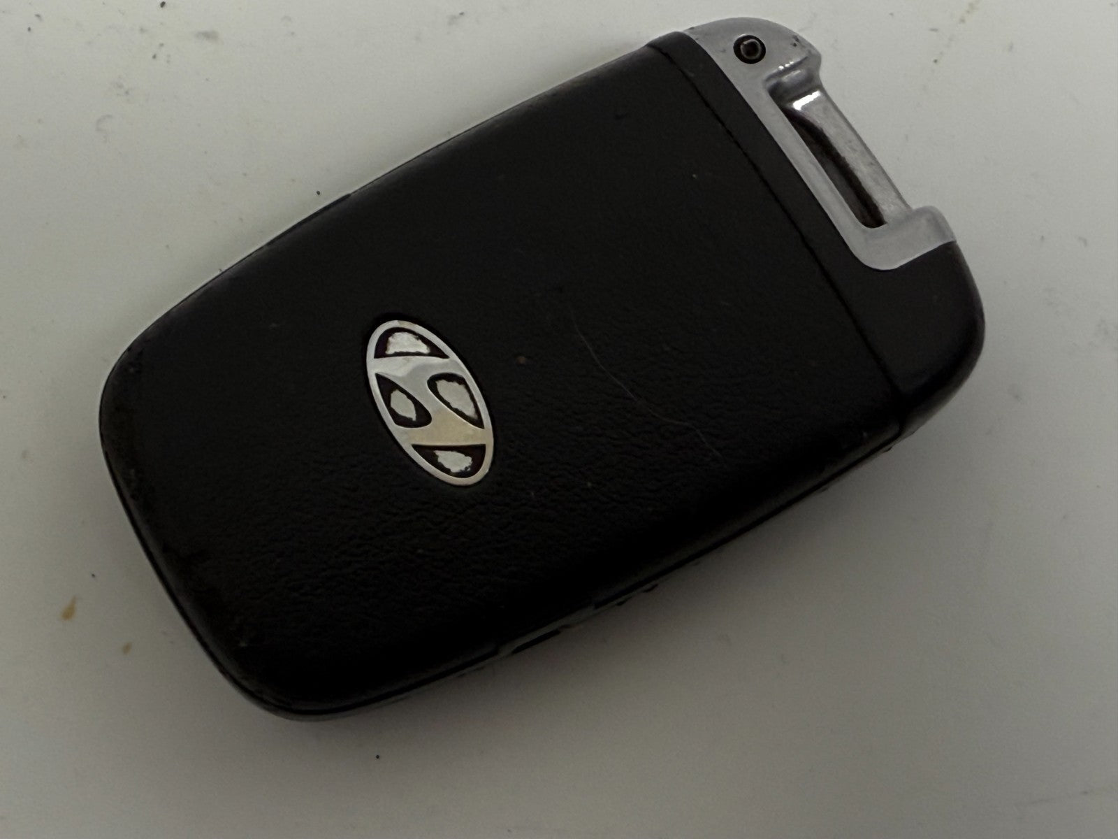 HYUNDAI Genesis 2009 Keyless Entry Smart Remote CAR KEY FOB USED