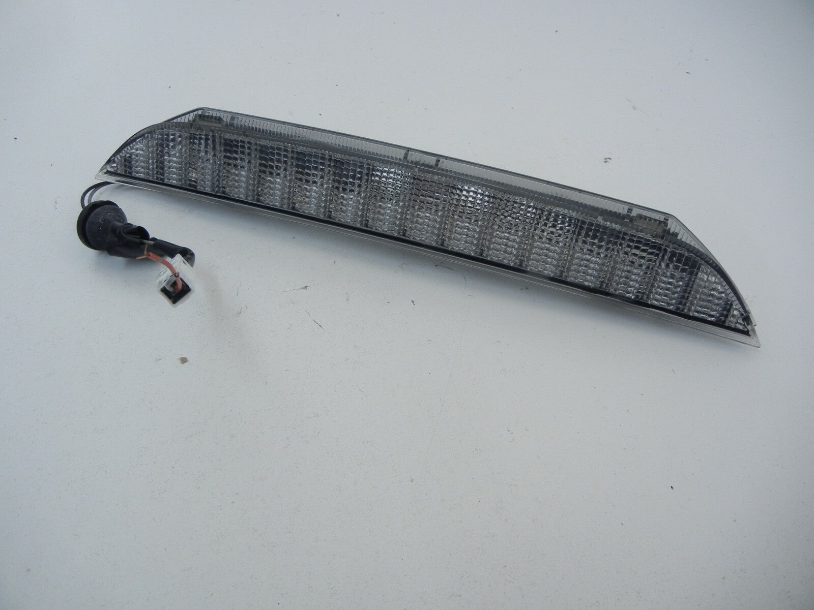 MITSUBISHI Outlander Rear Tail Third Brake Light Hi Mount 2007