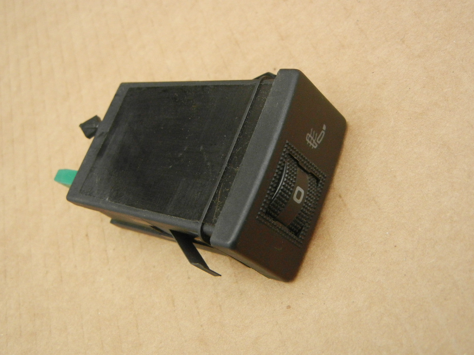 AUDI A4 Heated Front Seat Control Switch 1996 1997 1998 1999 8d0963563