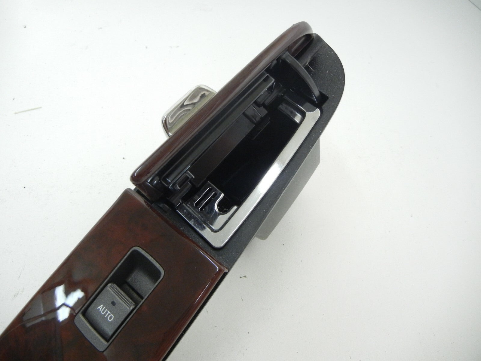 LEXUS Ls460l 2008 Rear Left Driver Side Window Control Switch With Ash Tray
