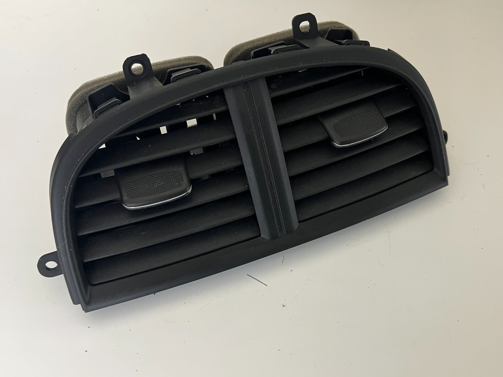 CHEVROLET Malibu 2014 Dash Panel Central AC Vents Black