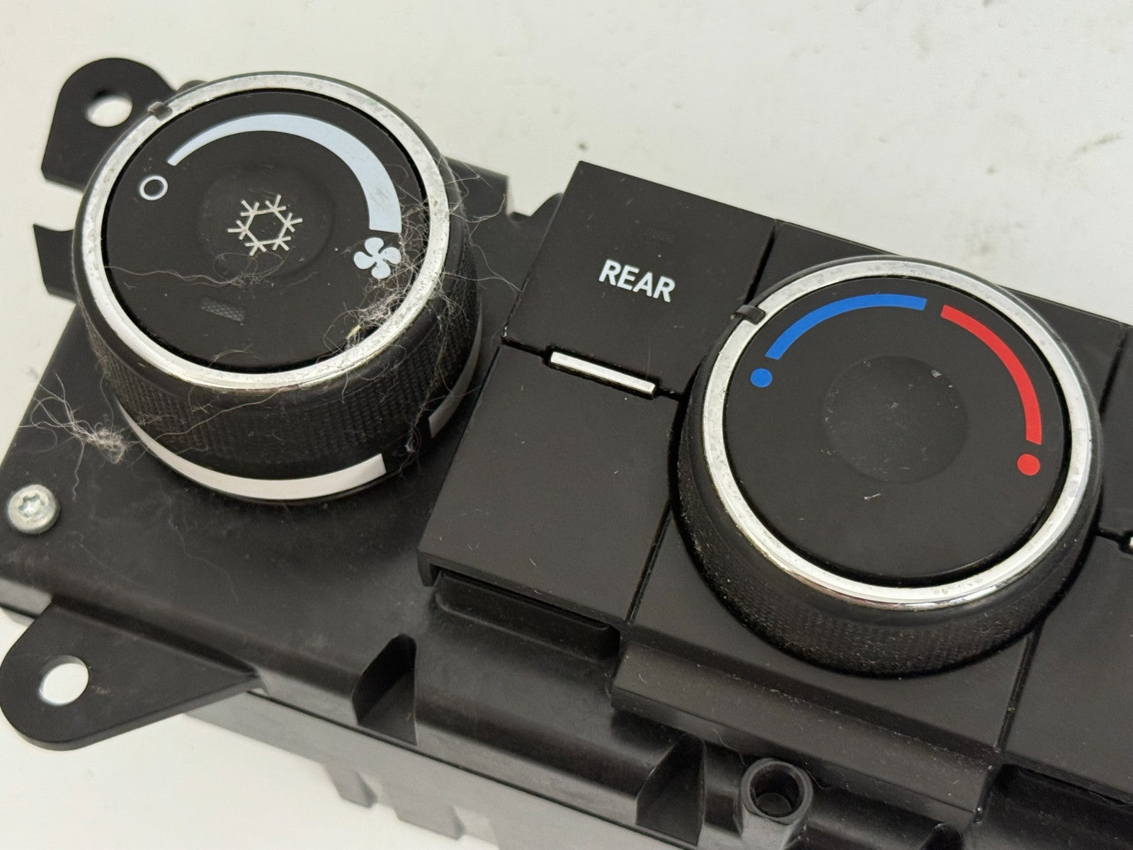 CHEVROLET Traverse 2009 Dash Climate Control A/c Defrost 3 Knob