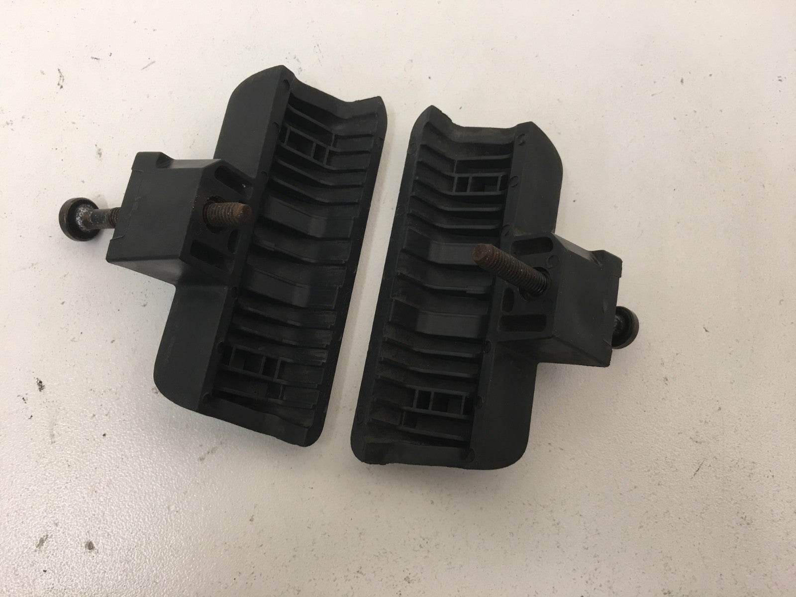 SUBARU Forester 03-08 Roof Rack Rails Cross Bar Mount Bracket Bolt Left Right