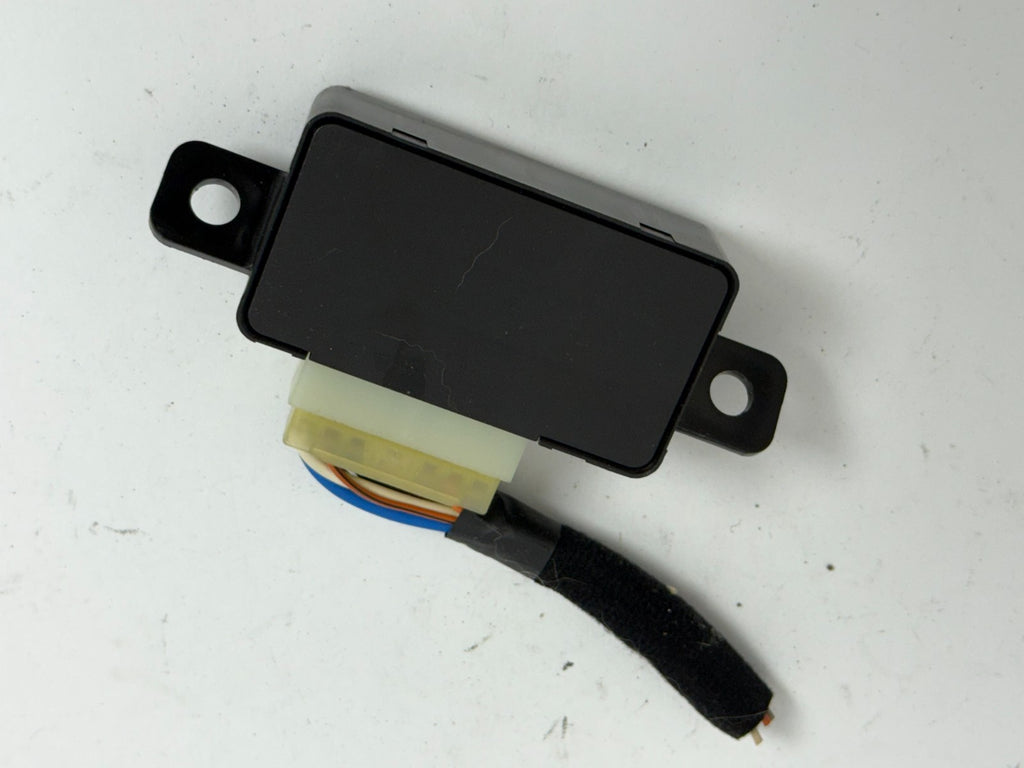 KIA Amantisafety Switch DOOR Control Module Bosch FR LEFT 95750-3f010 2004-2008