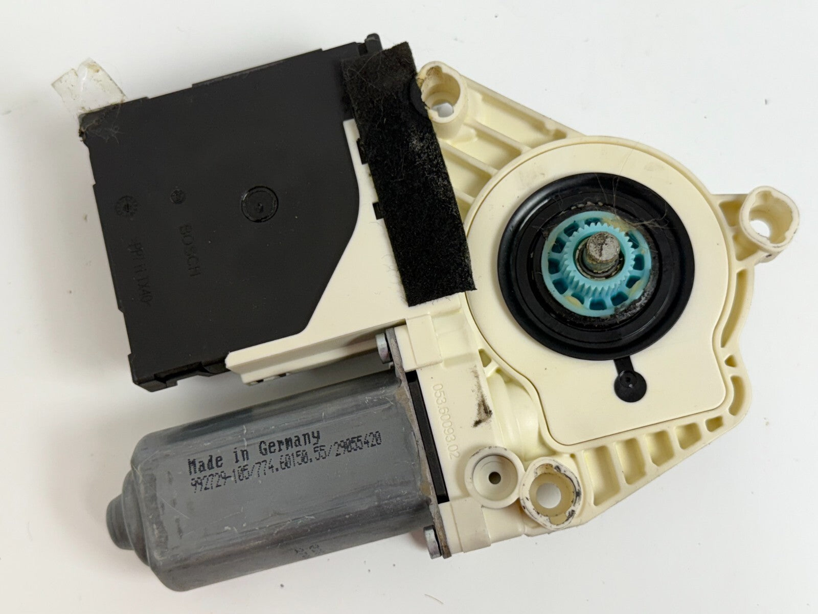 VOLKSWAGEN VW Jetta Mk5 2005 Front Left Driver Door Power Window Regulator Motor