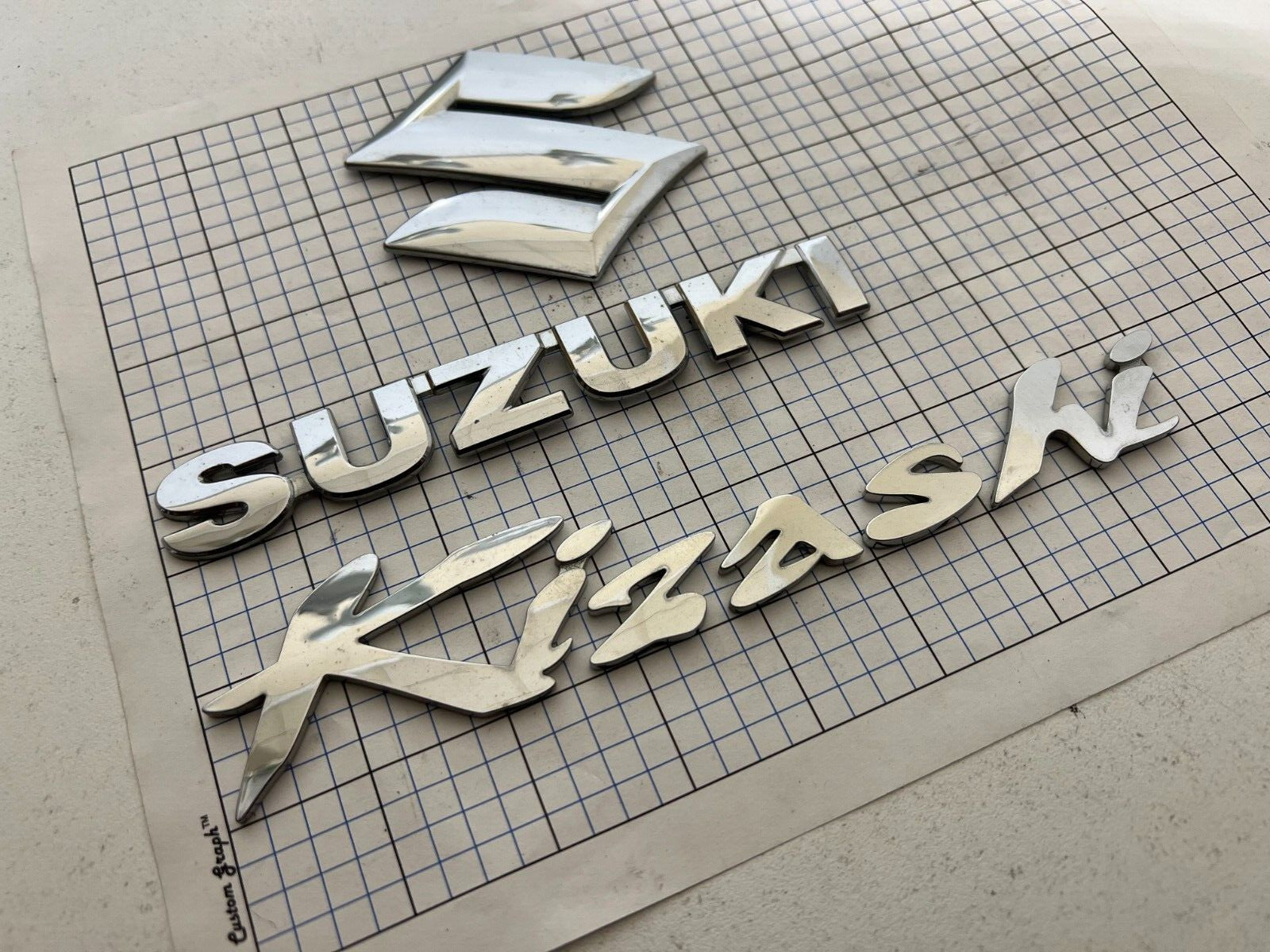 SUZUKI Kizashi Rear Trunk Emblem Badge Logo Full Set