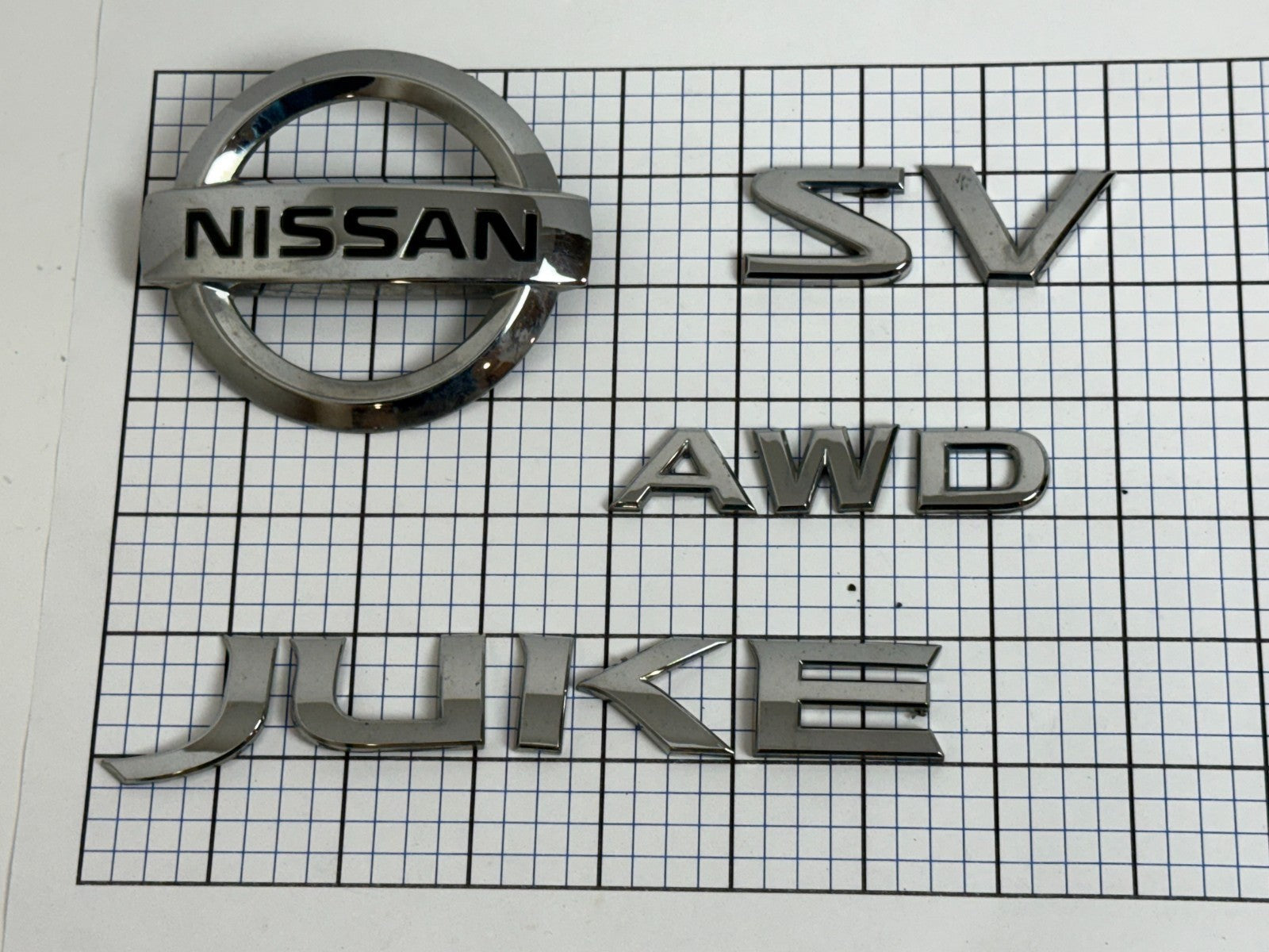 NISSAN JUKE SV AWD Trunk Liftgate Emblem Full Set