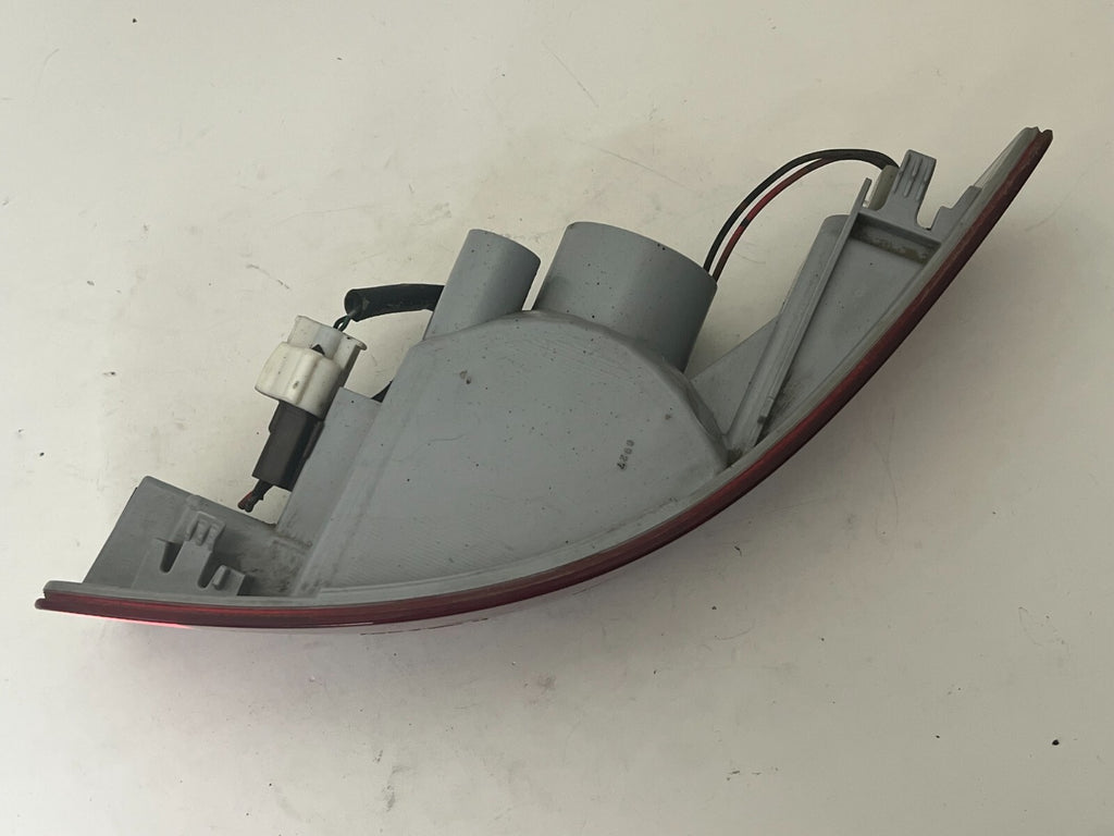 MITSUBISHI Outlander Rear Right Bumper Light Side Marker 2007 - 2009