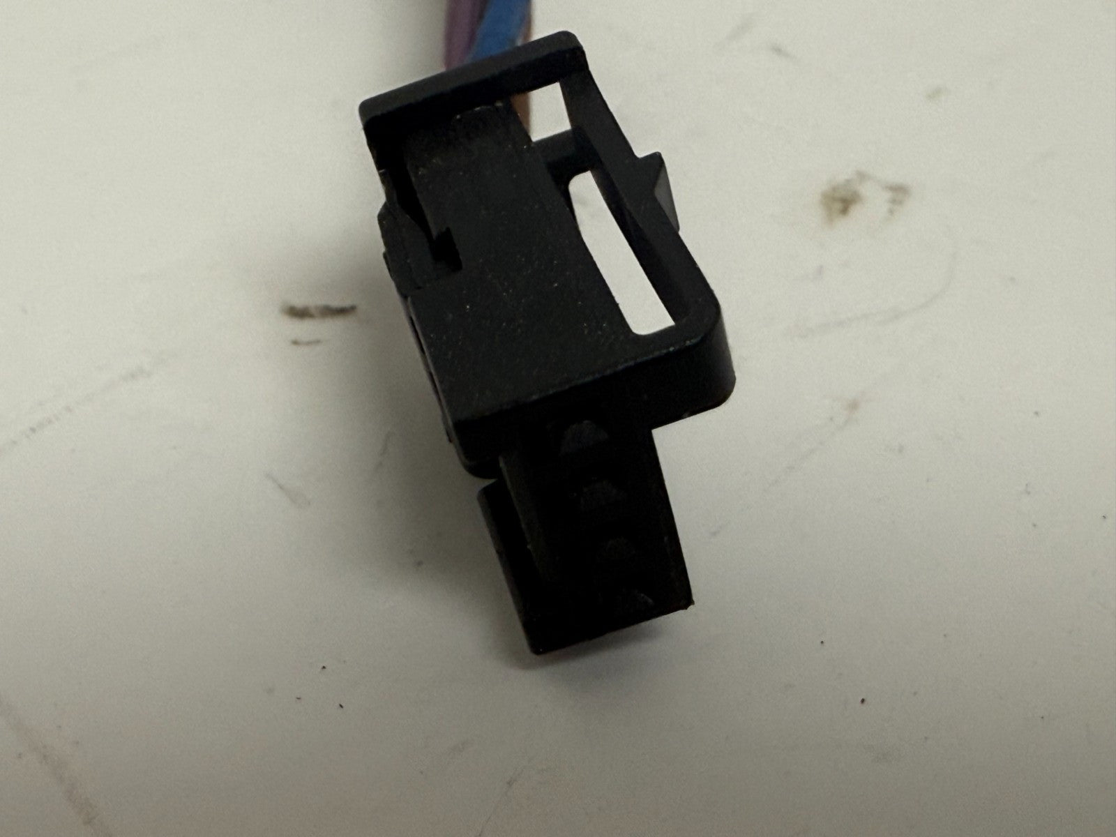 SAAB 9-3 93 Convertible Tail Light Bulbs Socket Plug Harness Wire 2004-2011