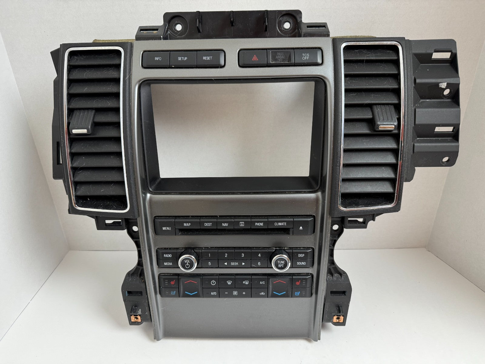 FORD Taurus 2010 - 2013 Radio CD Climate Control DASH VENT Panel Bg1t-18a802-bc