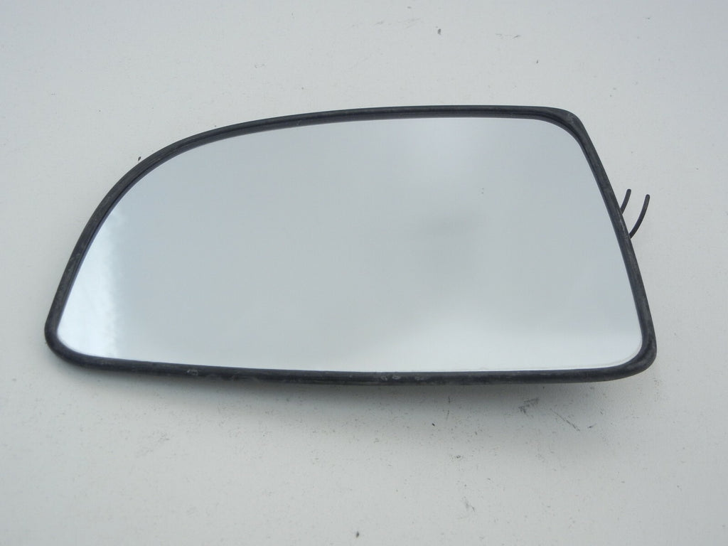 KIA Rondo 2007 Left Door Driver Side Heated Mirror Glass LH