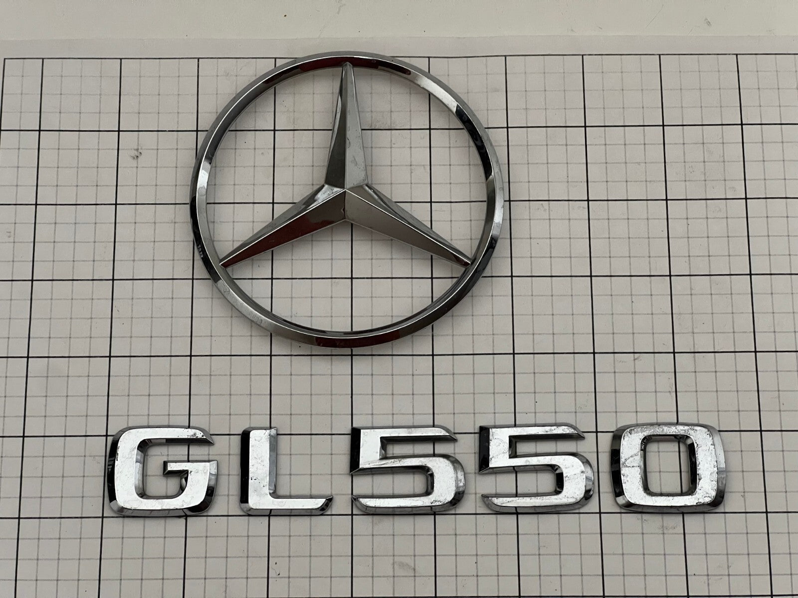 MERCEDES Benz X164 Gl550 Rear Emblem Badge Logo Star Set