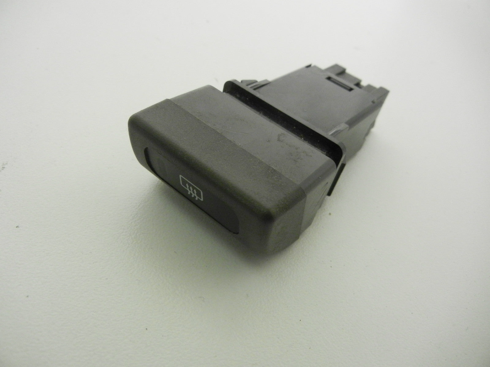 SUBARU Forester 2001 2002 Console Defroster Switch Brown