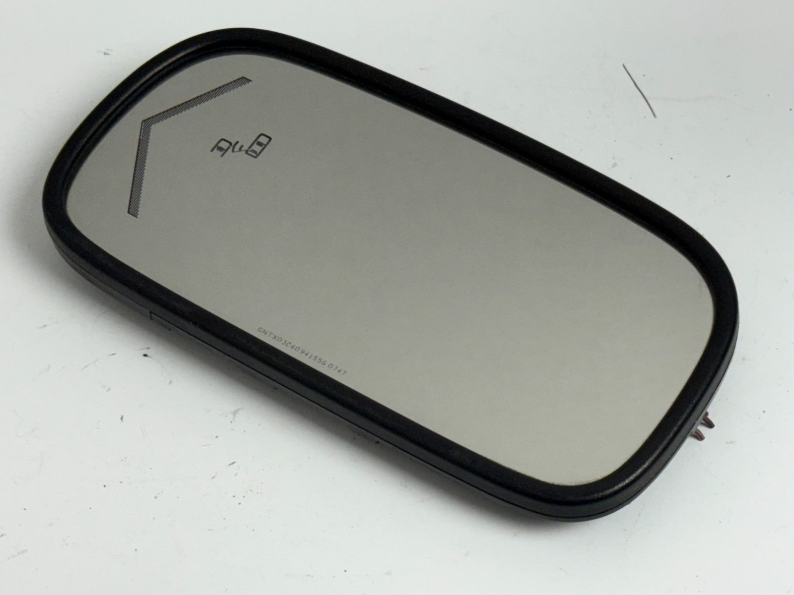 CADILLAC DTS 2010 Left Side Auto Heated Mirror Glass Arrow Turn Lamp Blind Spot