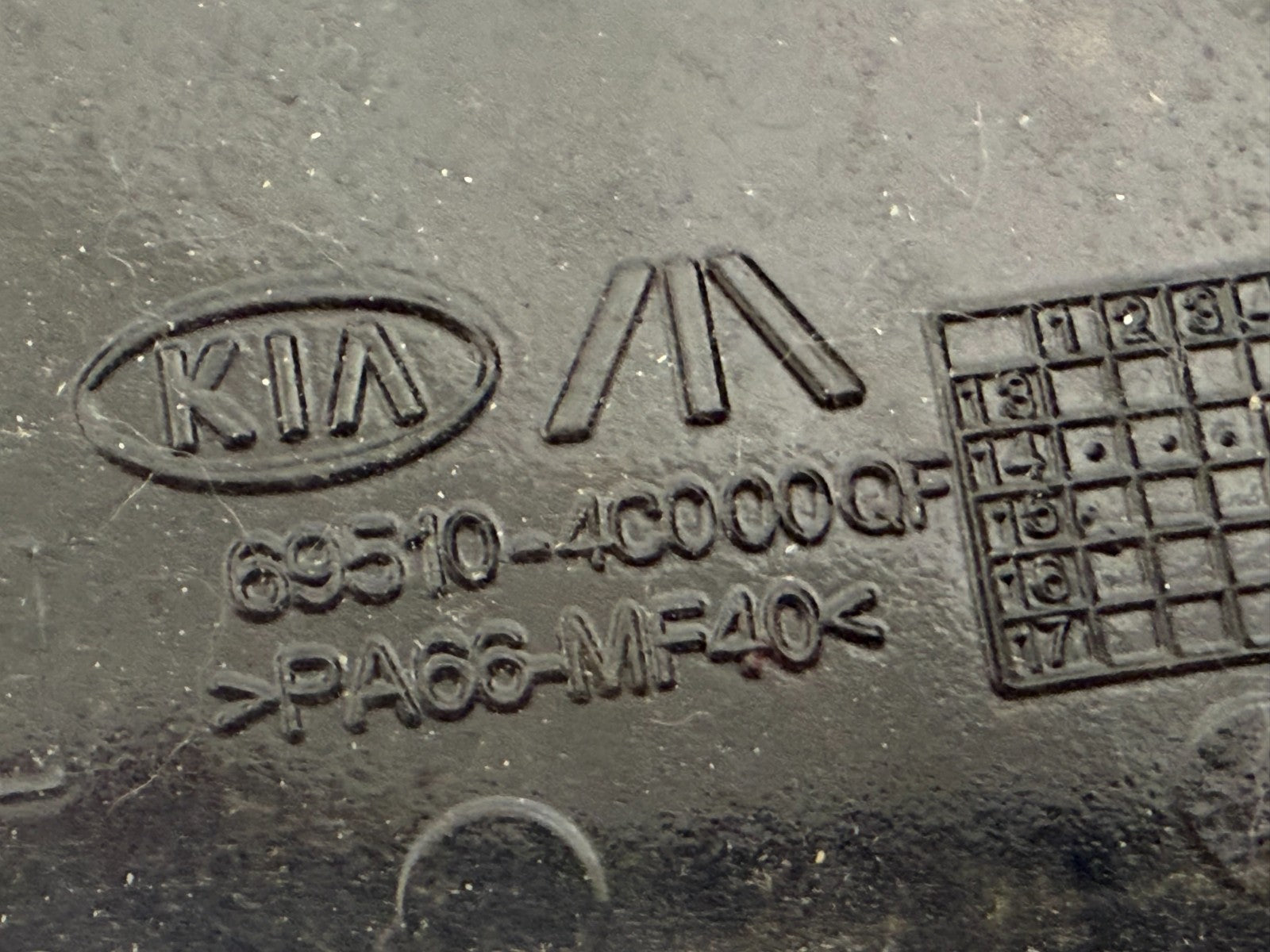 KIA Optima GAS FUEL TANK Filler DOOR Cover CAP 69510-4c000qf Black 2015