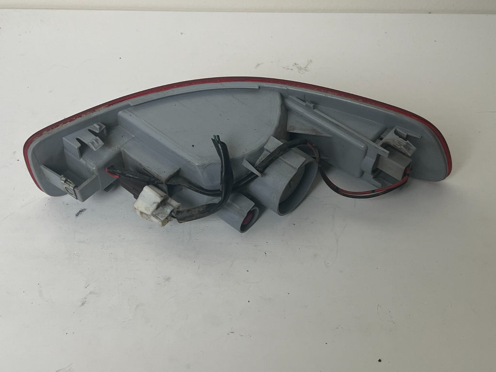 MITSUBISHI Outlander Rear Right Bumper Light Side Marker 2007 - 2009