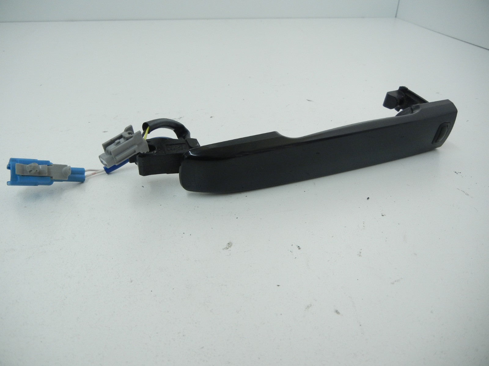 INFINITI G25 G37x 2010 Black Front Left Driver Door Handle With Access Switch