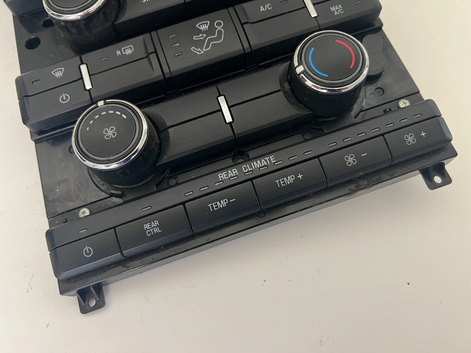 FORD Flex 2009 2010 Dash AC Seat Heater Radio CD Control Panel 8a8t-18a802-af