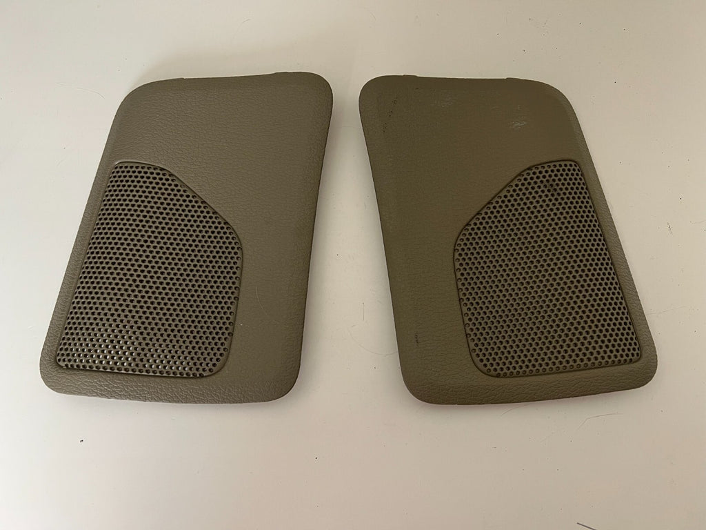 VOLVO Xc70 V70 V70r Right Left Pair Rear Speaker Grill Cover Taupe