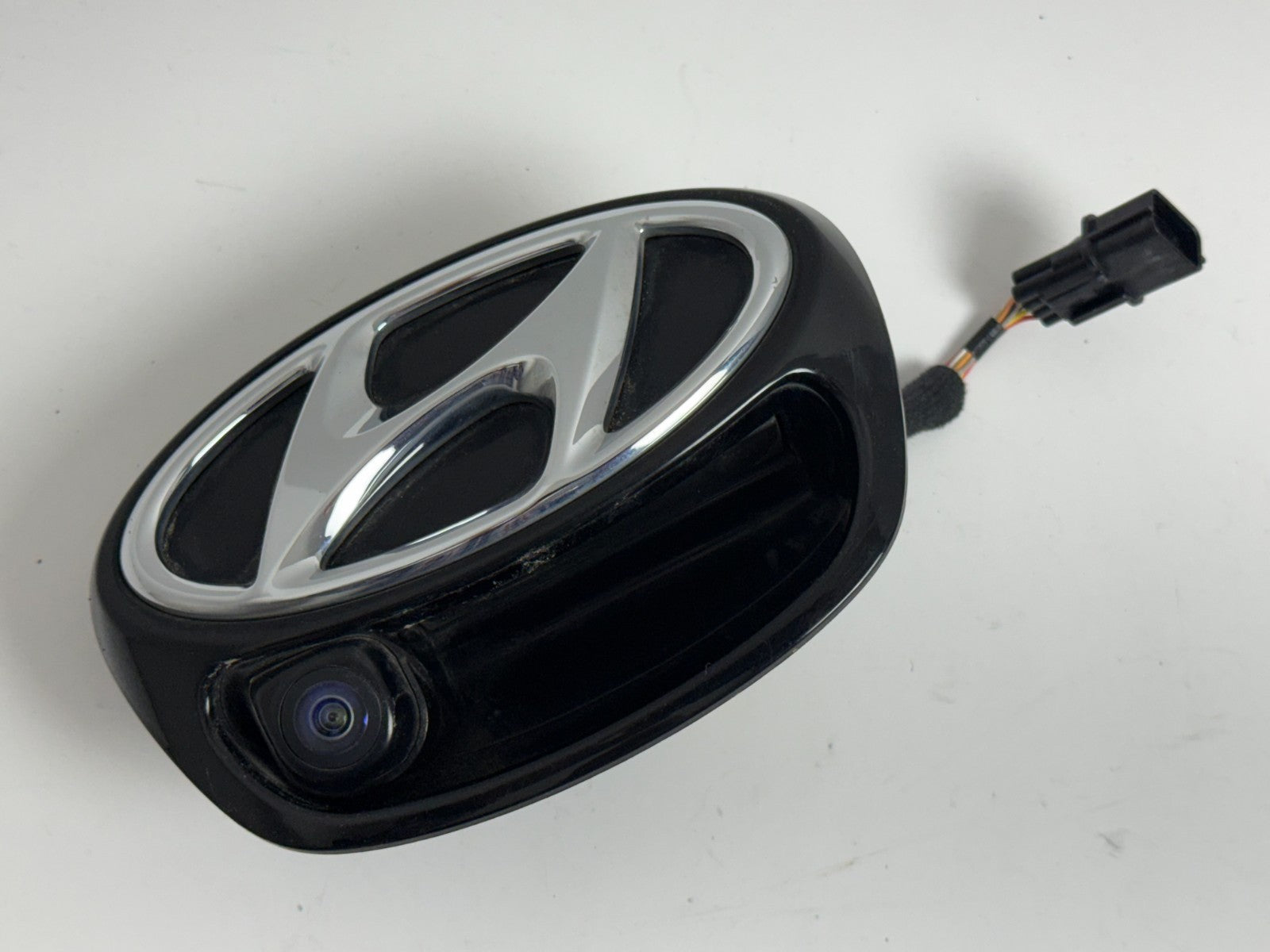 HYUNDAI Ioniq 2020 - 22 Rear Liftgate Handle Emblem Camera 87371-g2500 Black