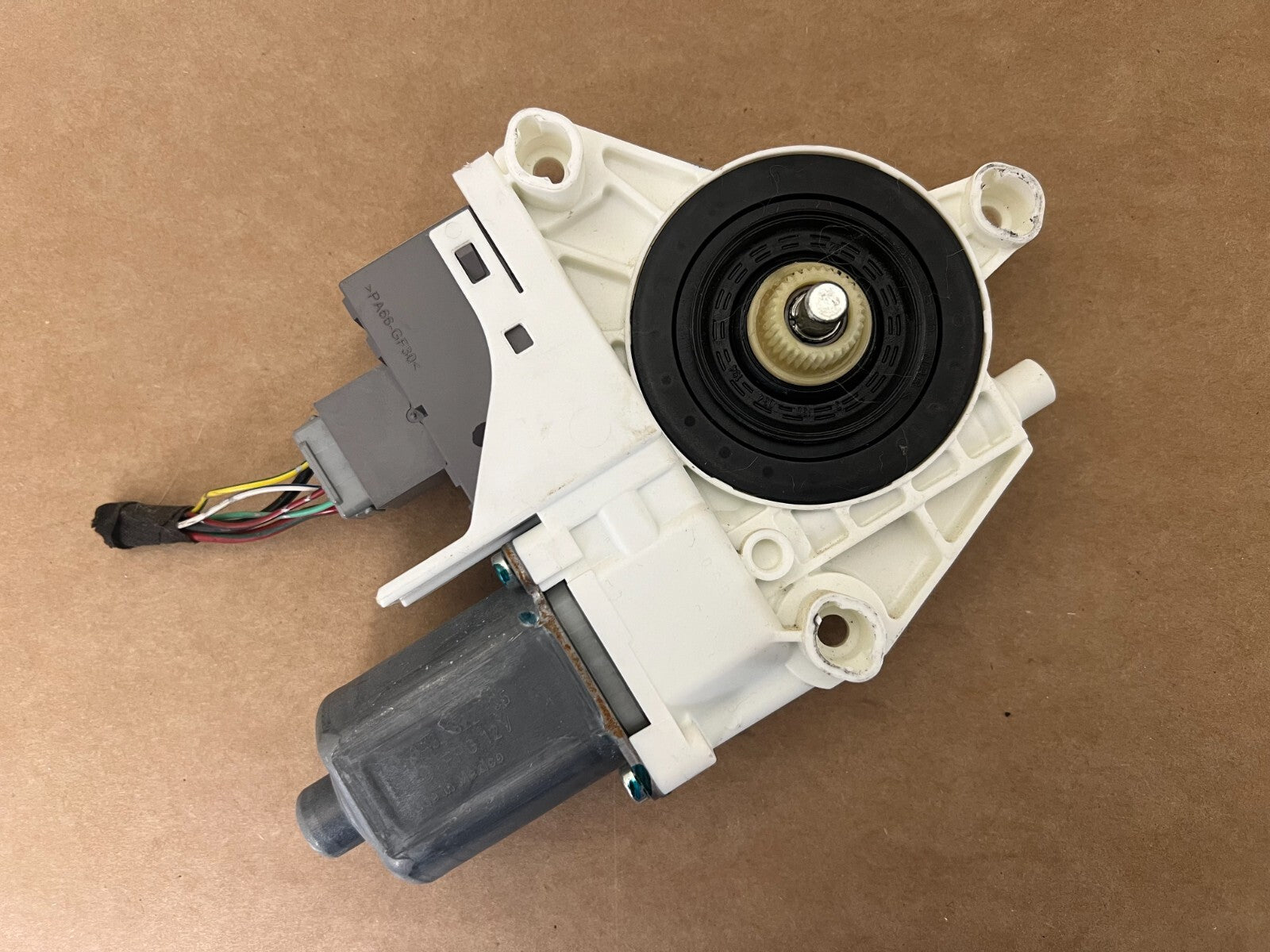 MITSUBISHI Eclipse 06-12 Left Side Driver Door Window Regulator Motor 981139-104