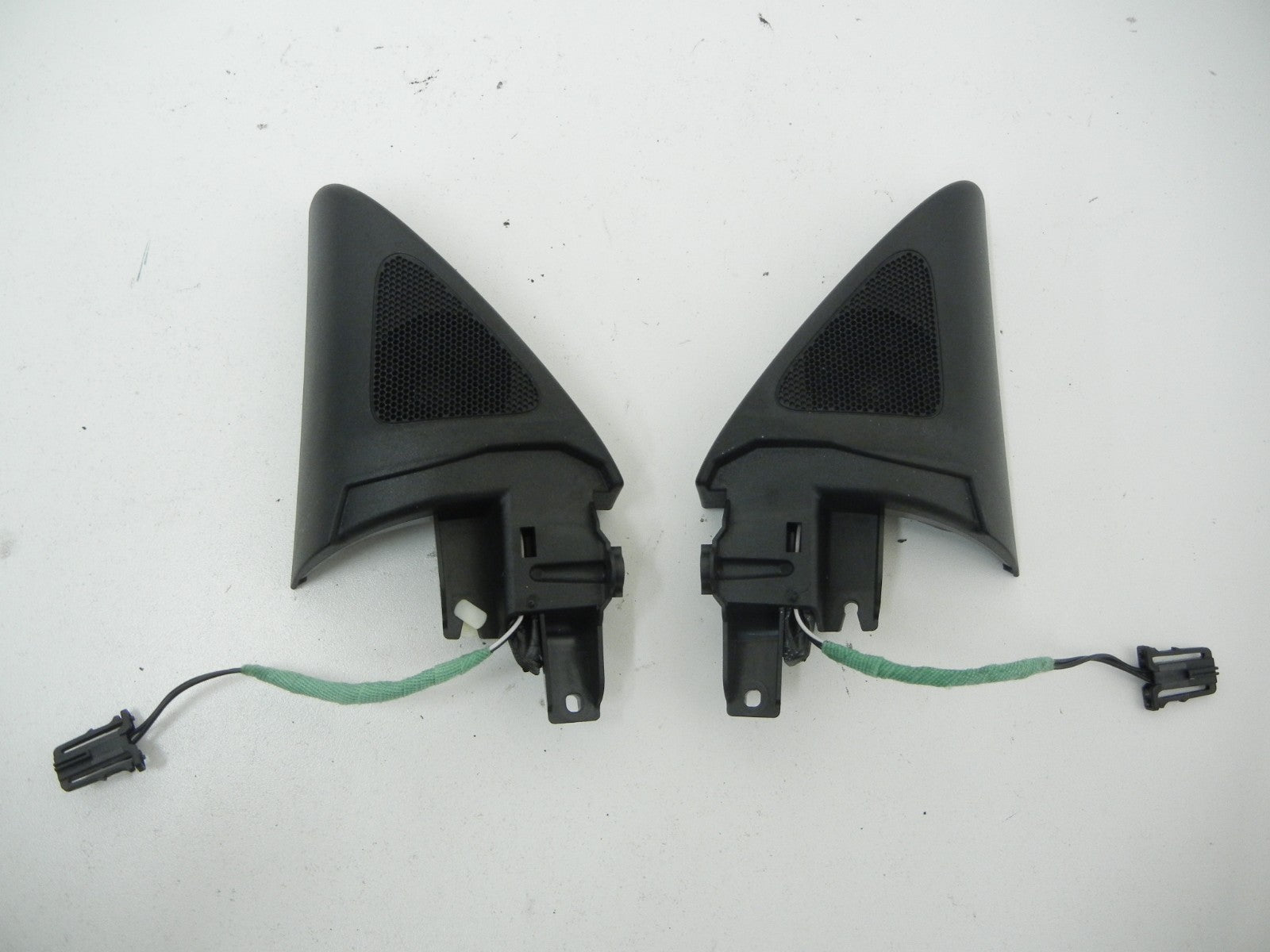 VOLKSWAGEN CC Right LEFT DOOR Mirror Interior Speaker Cover PAIR 2009-2012