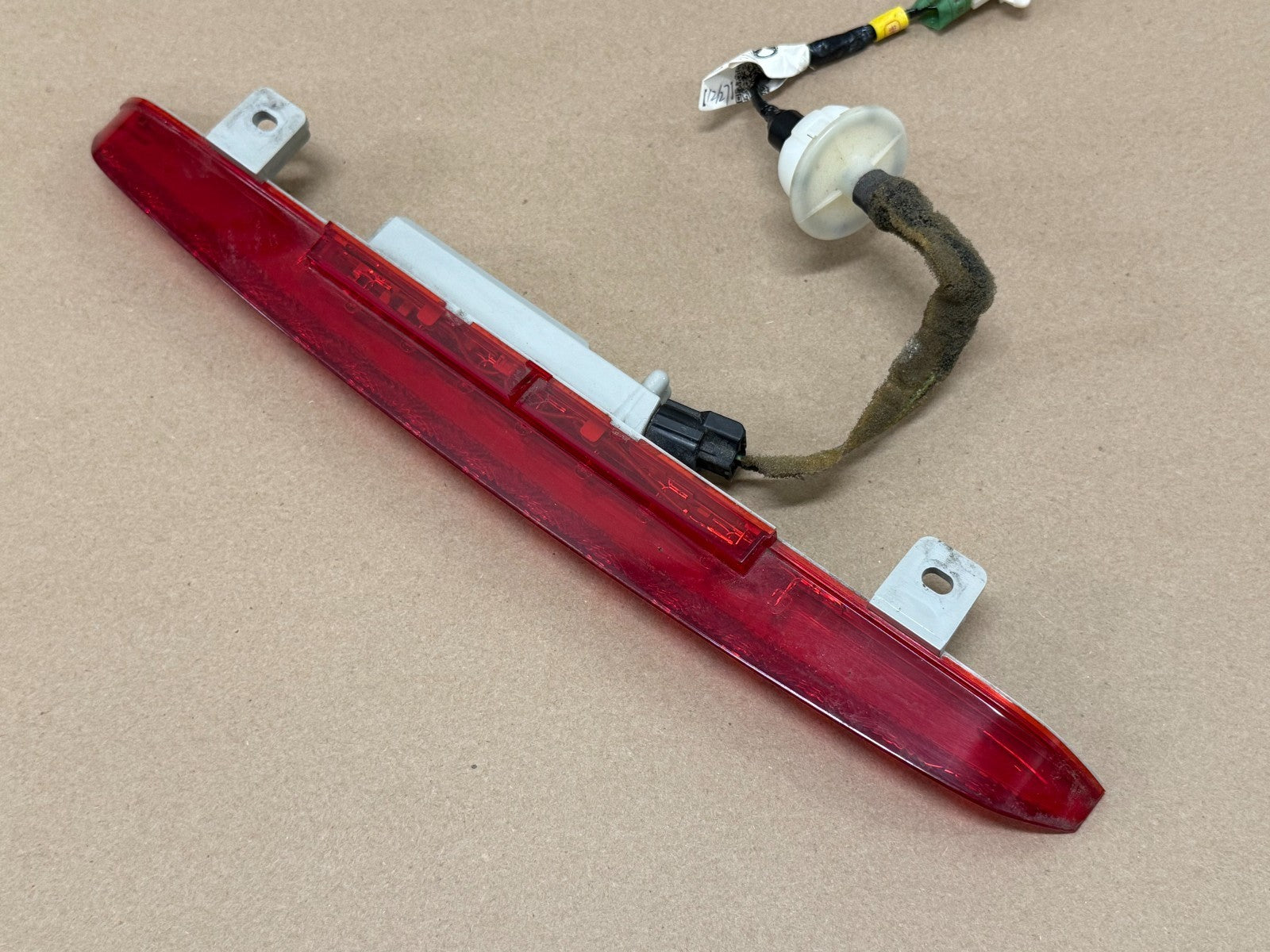 MAZDA Cx9 2007 - 2015 High Mount Spoiler Third Brake Light Cx-9 Td1151580