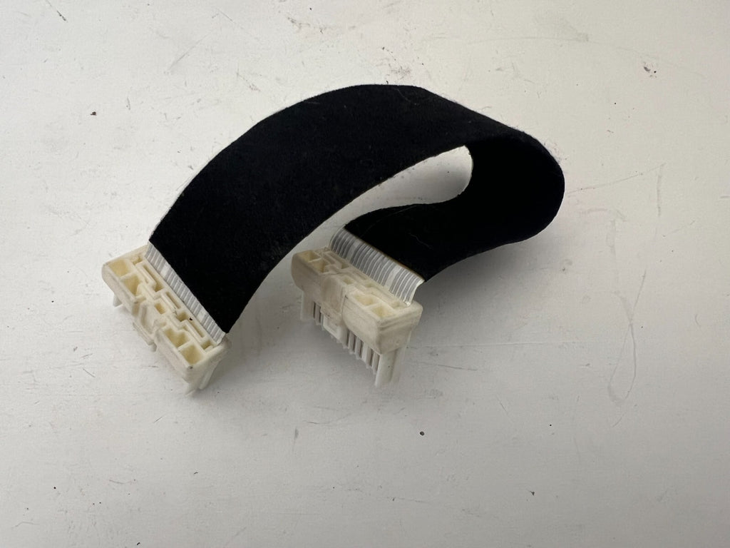 INFINITI M35 M45 Radio Information Screen Ribbon Cable 2006 - 2010