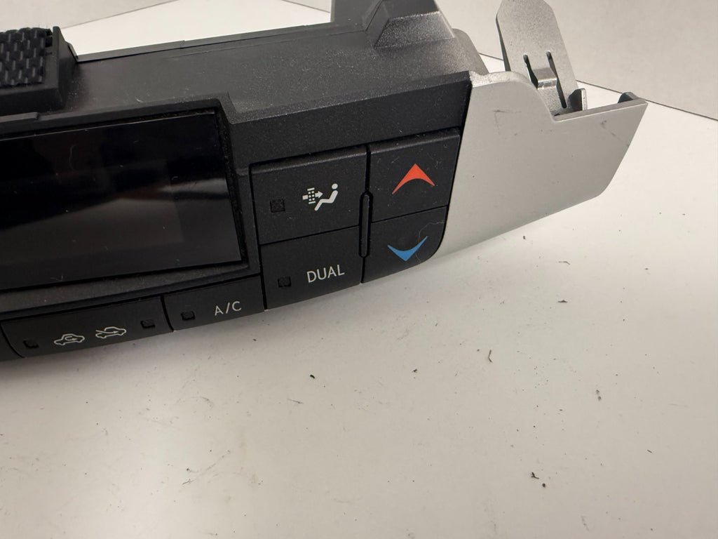 LEXUS Ct200h 2011 2012 2013 AC Heater Climate Control 55900-76060